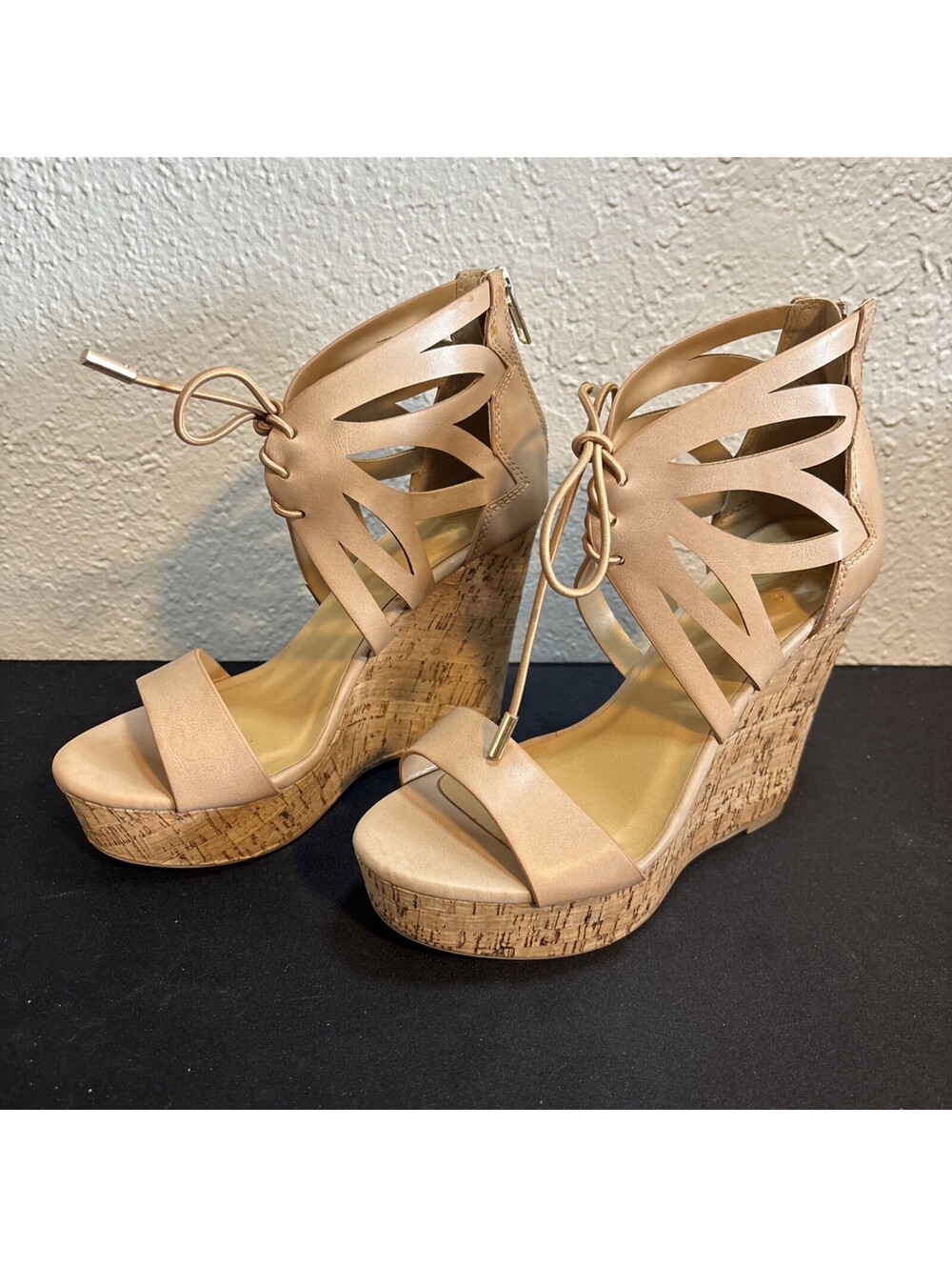 Heart in D Tan Strappy Cork Wedge Sandals Heels Size 6.5